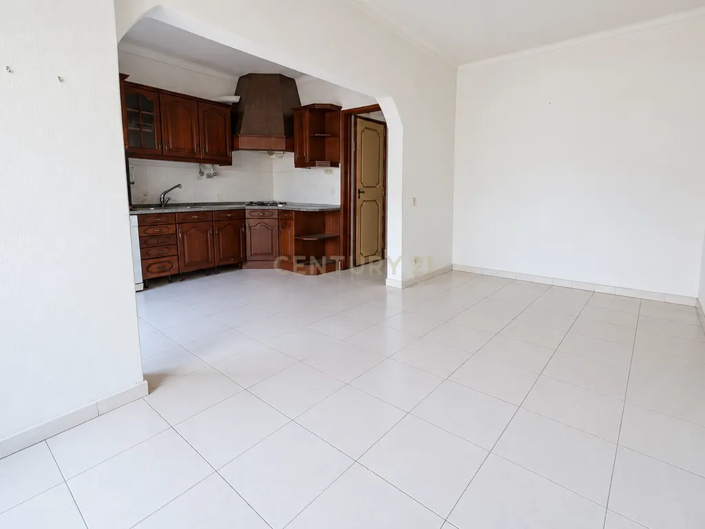 T3 no Bairro do Montalvão – Conforto, centralidade e qualidade de vida em Setúbal - Image 4