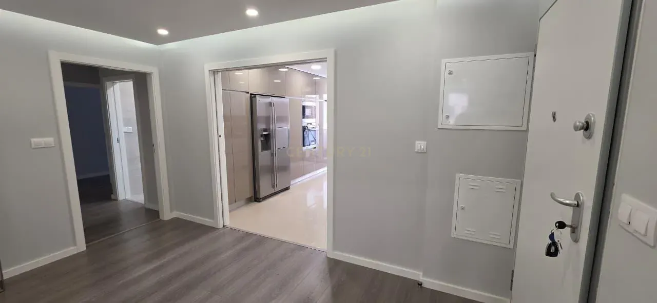 Fotografia 4 de Arrendamento T3 em Loures com 3 casas de banho