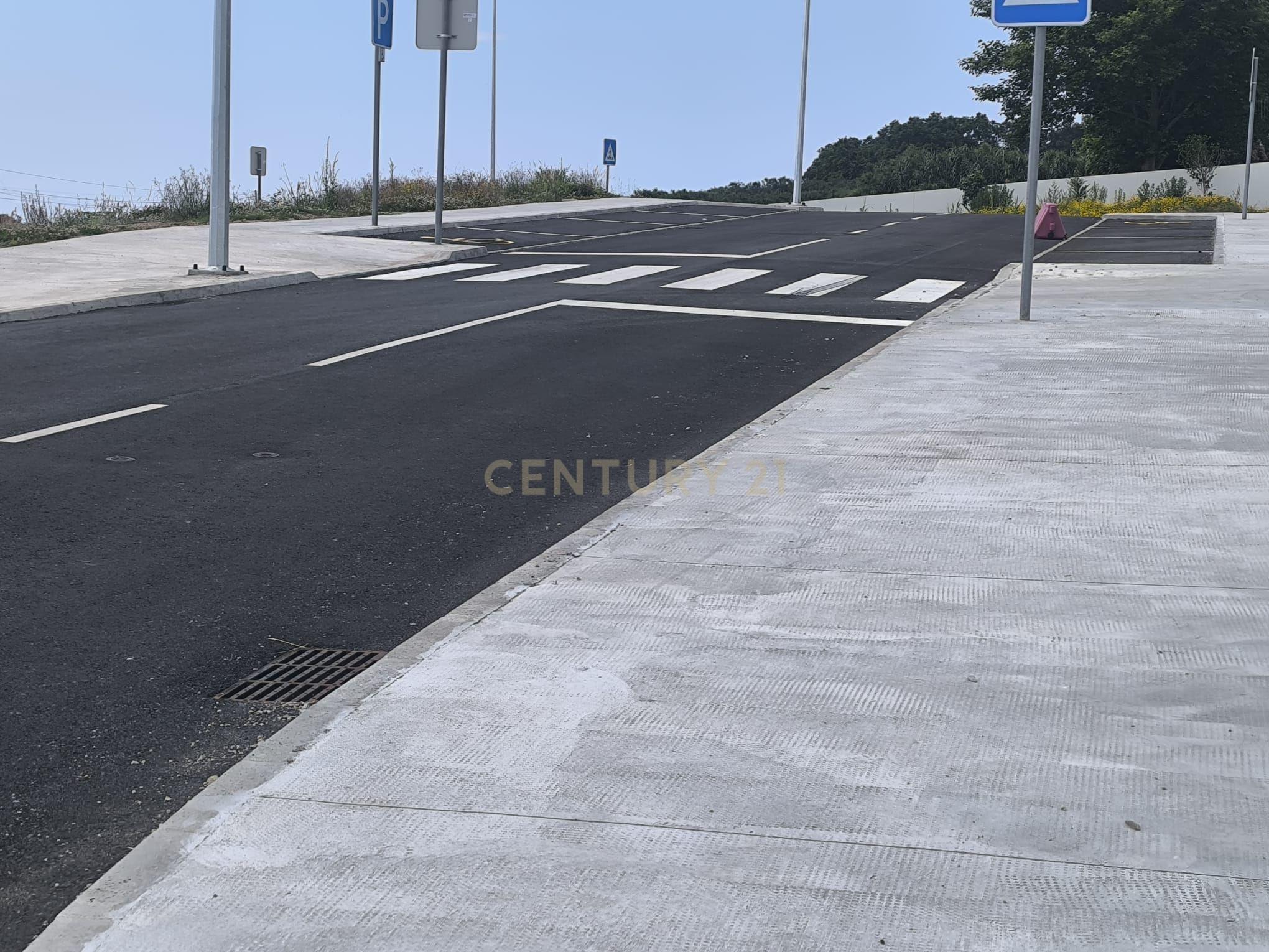 Fotografia 11 de LOTE COM RUÍNA, VISTA MAR E ESPAÇO PARA CRIAR A SUA CASA DE SONHO!