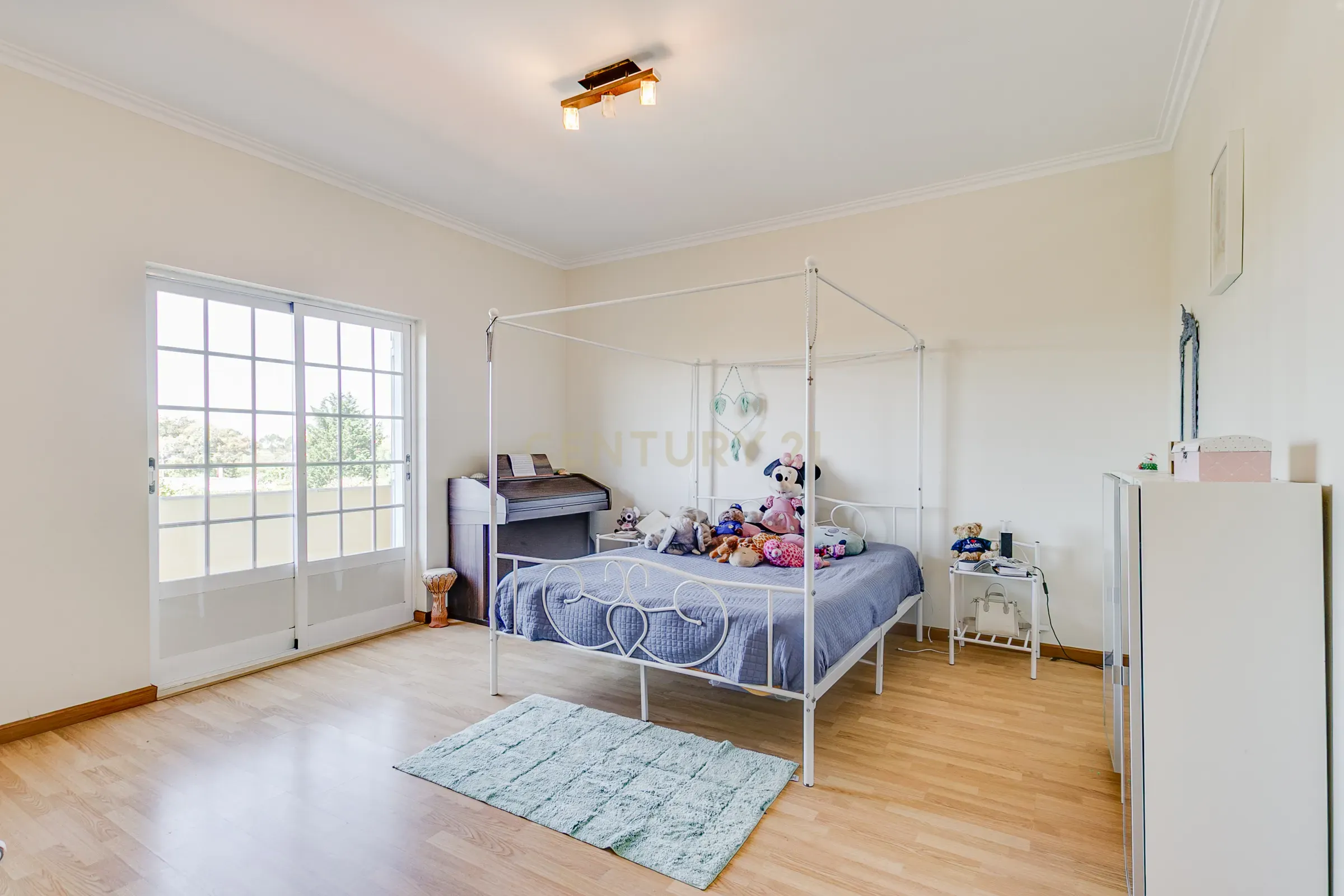 Moradia Rural T4 com Piscina e Jardim — Entre Setúbal e Lisboa - Image 22