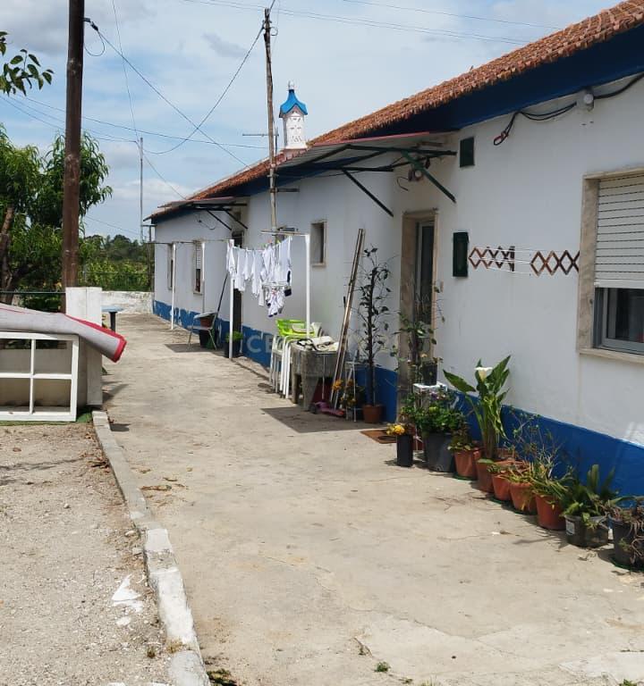 Encantadora Quinta em Palmela com 5200m2 e 196m2 privativos - Image 9