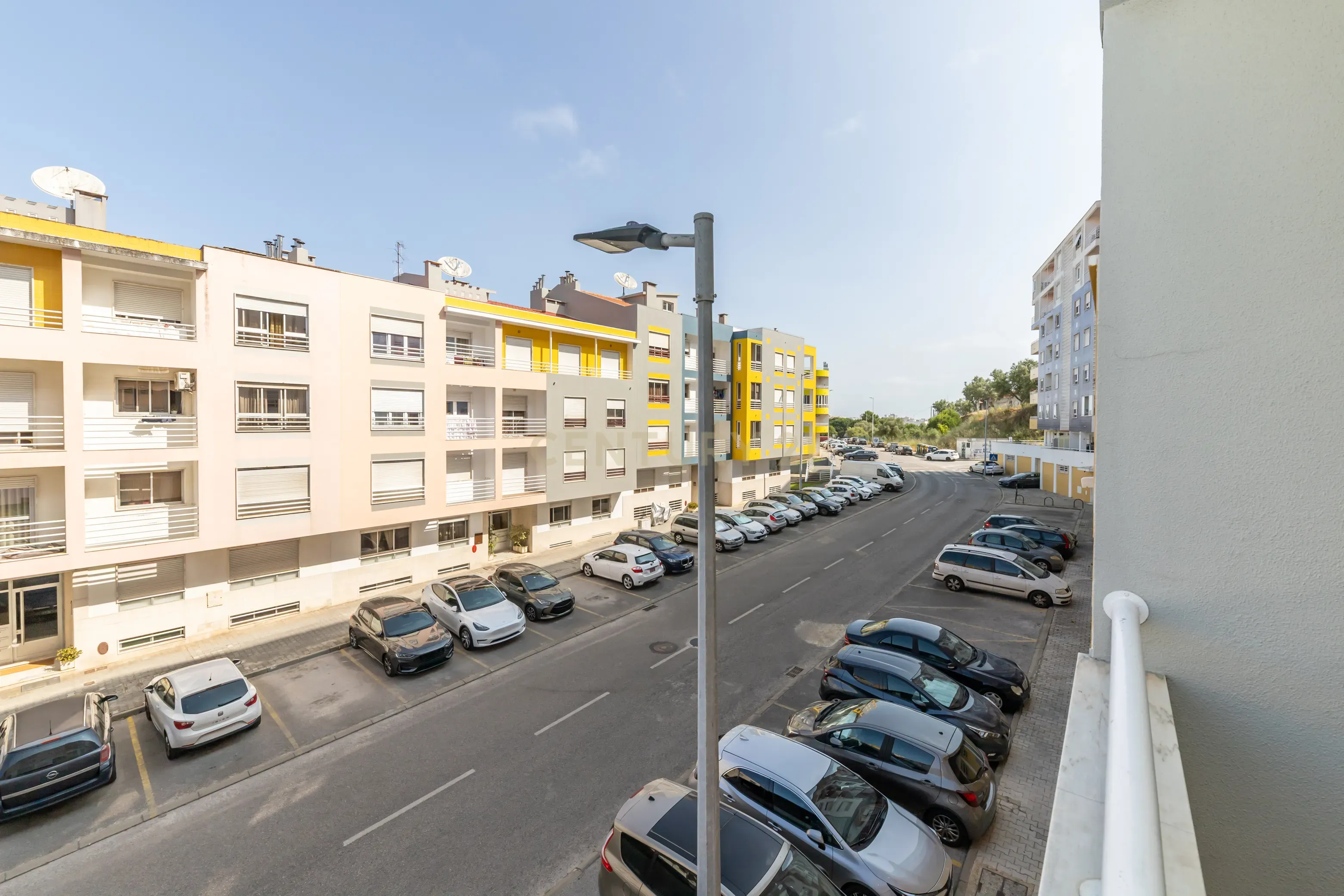 Apartamento T3 para arrendamento – Quinta da Marialva, Corroios - Image 23
