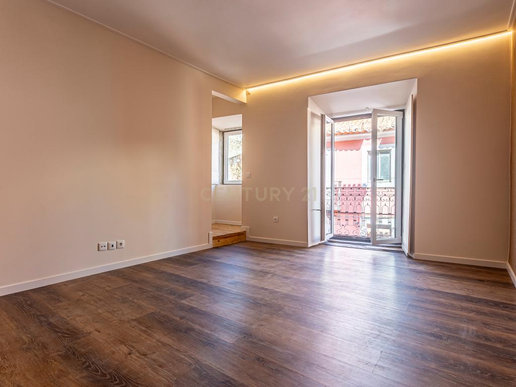 Magnifico Duplex | A Estrear | Centro Histórico de Setúbal | Junto à Sé - Image 9