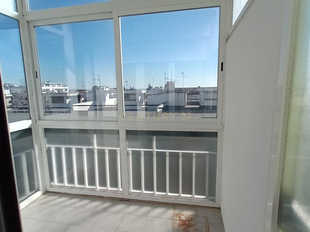 Apartamento de 3 assoalhadas em Oeiras para arrendamento - Image 29