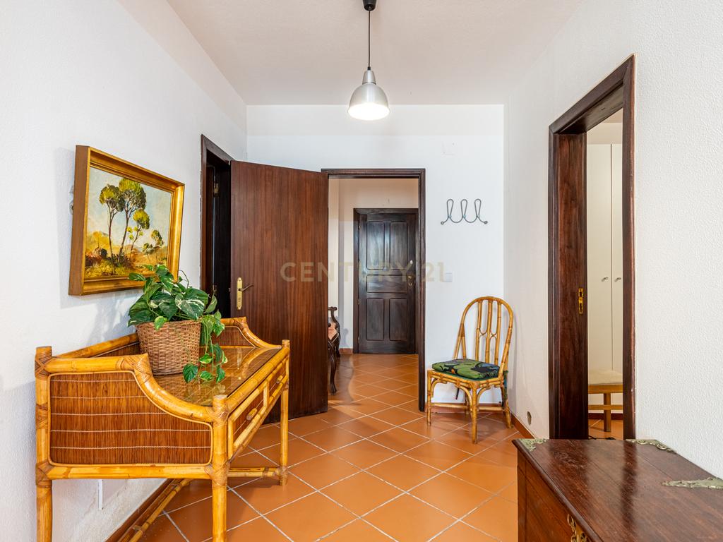Apartamento T0+2 perto da praia na Ericeira! - Image 6