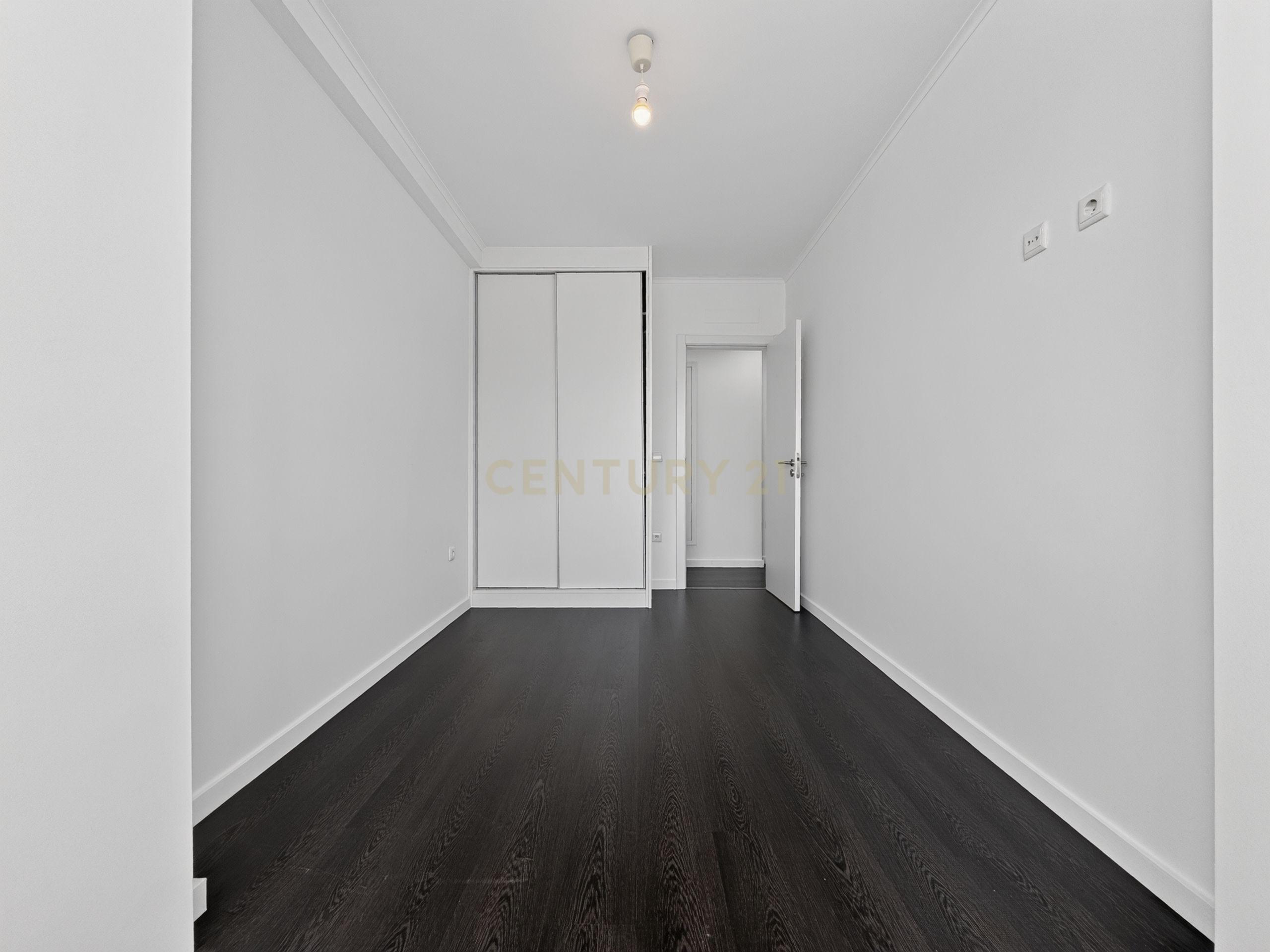Fotografia 9 de T3 com Suite na Av. 5 de Outubro | Entrecampos
