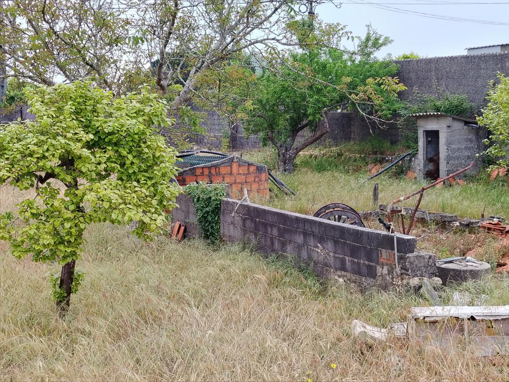 Lote com Viabilidade de Construção — Total 451 m² - Image 12
