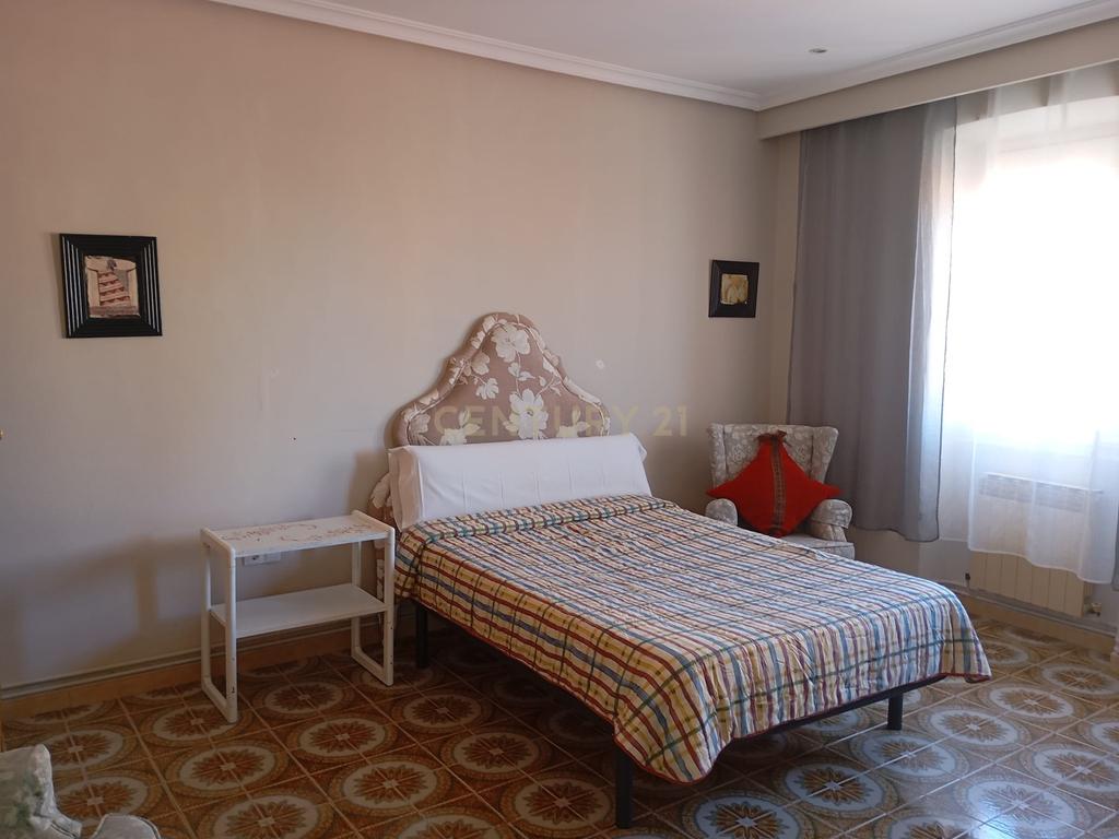 Apartamento Espetacular em Cáceres com Vista e Varandas - Image 41