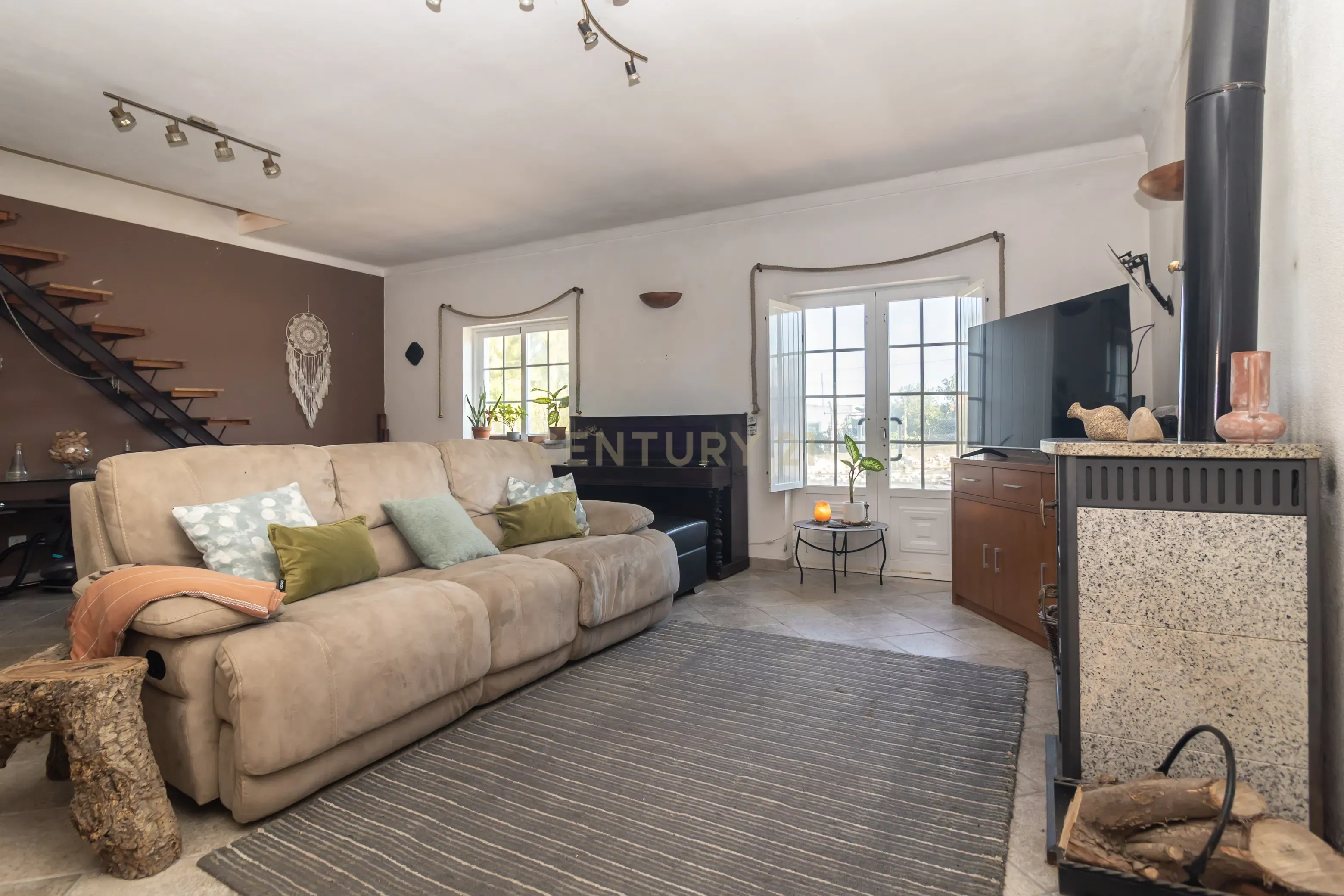 Moradia T3 numa Encantadora Quinta com 3.955 m² —Palmela/Setúbal