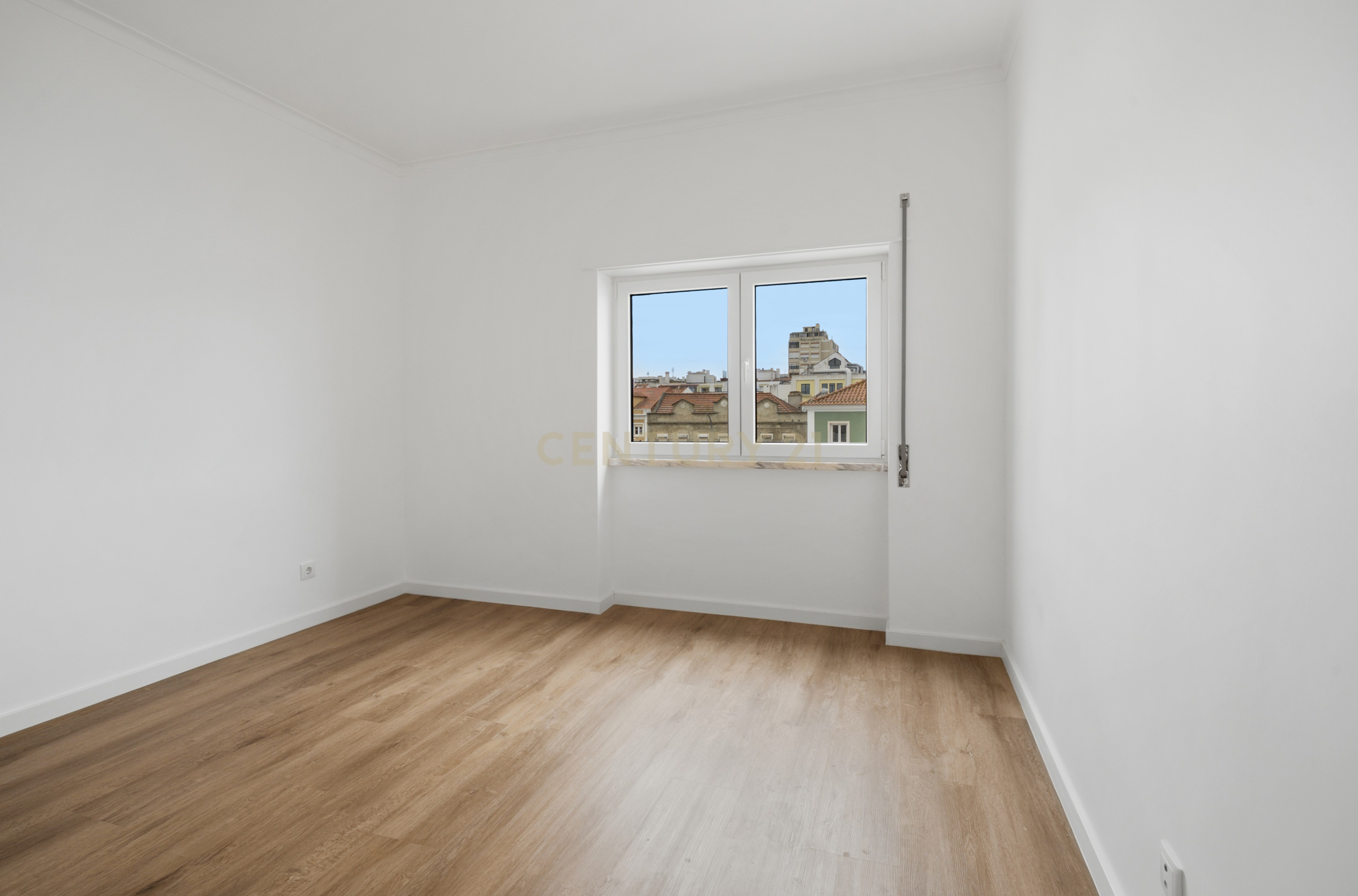 Fotografia 12 de Apartamento T4 Remodelado no Centro do Barreiro
