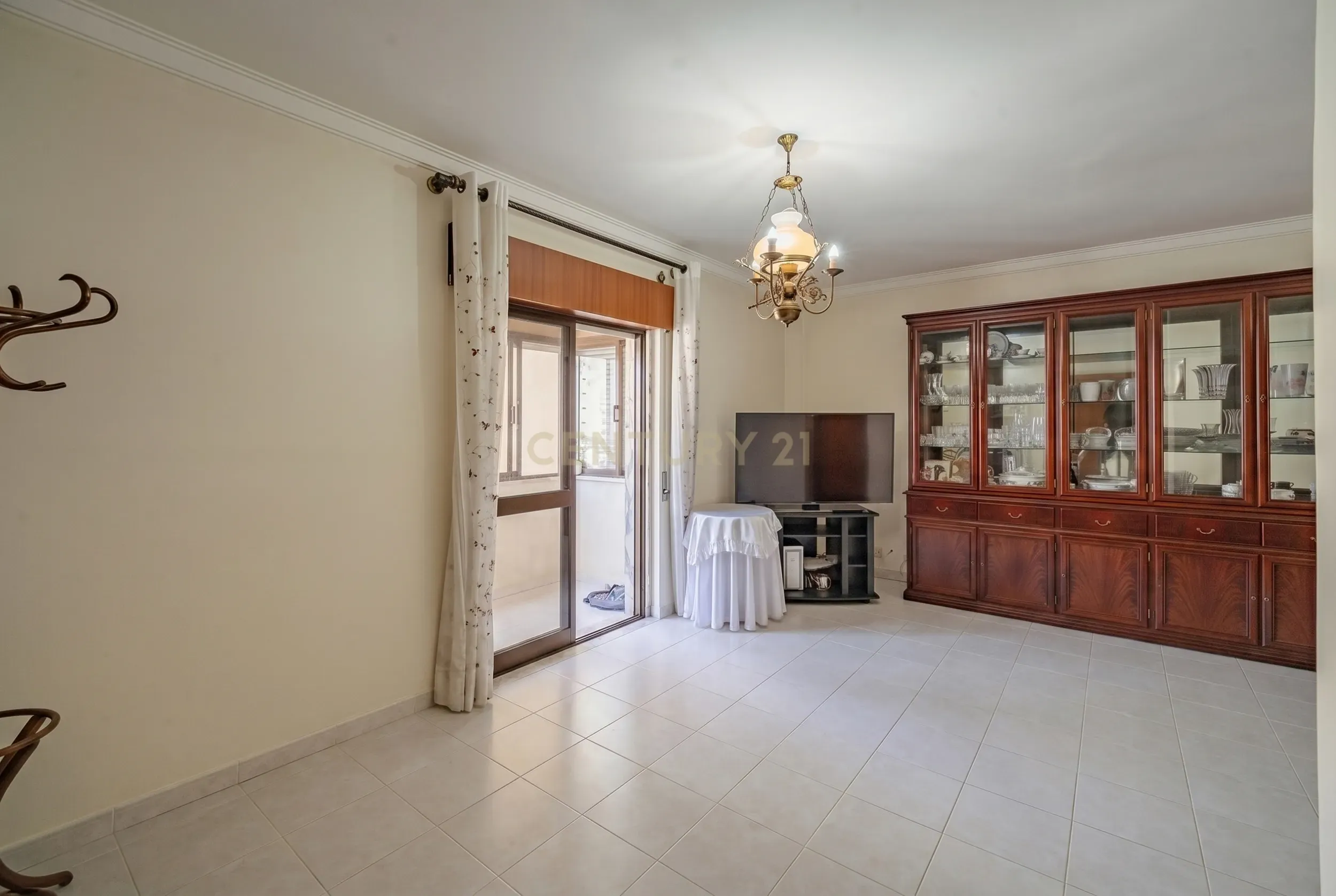 Fotografia 3 de Apartamento T3 em Amora, Seixal - Oportunidade Única!