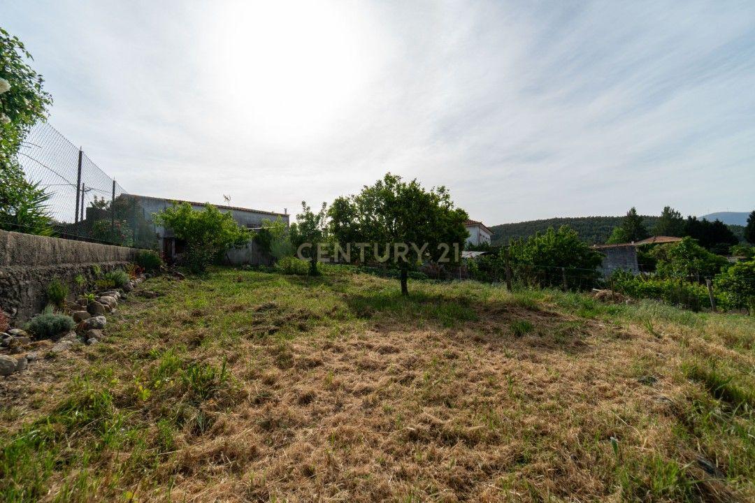 Fotografia 3 de Moradia p/reconstrução com terreno no Forcado – Vila Nova de Poiares