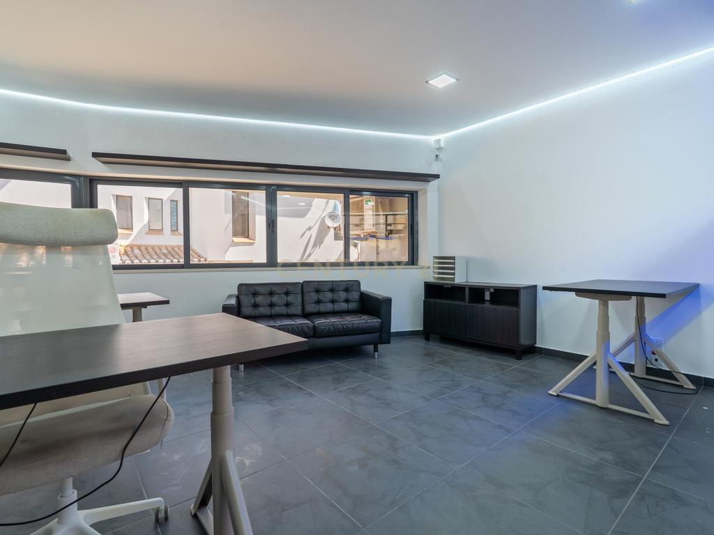 # VENDIDO # Espaço comercial | Área 48m2 | Centro de Albufeira  - Image 7