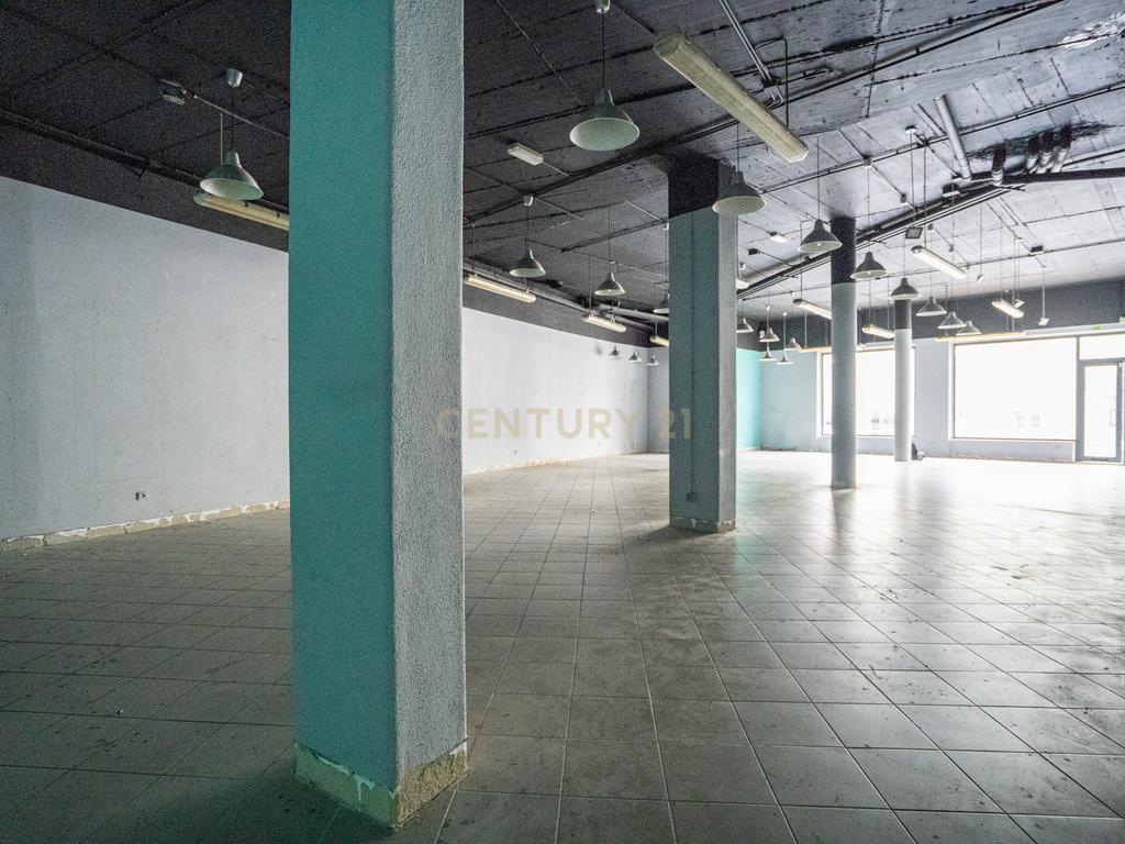 Loja Centro Histórico de Oeiras, com Parqueamento - Image 12