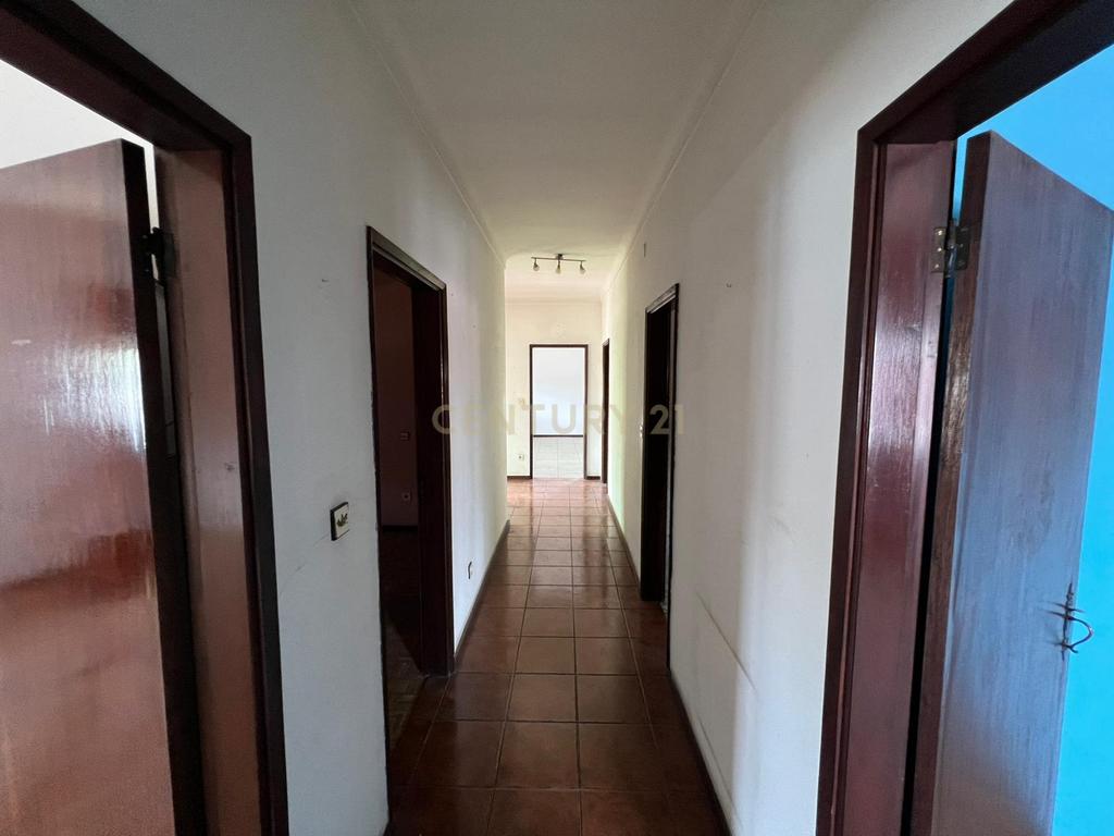 🏡 Moradia Isolada de 4 Frentes – Vila Verde da Raia, Chaves - Image 7