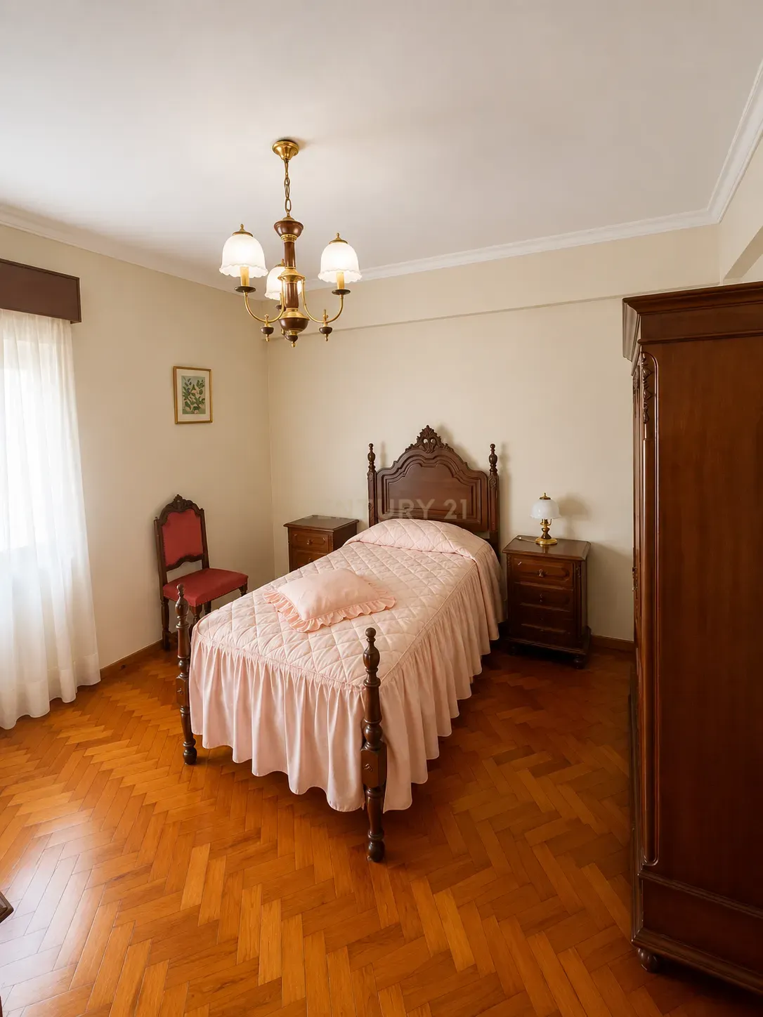 Fotografia 6 de Apartamento T2 para Recuperação em Camarate, Loures