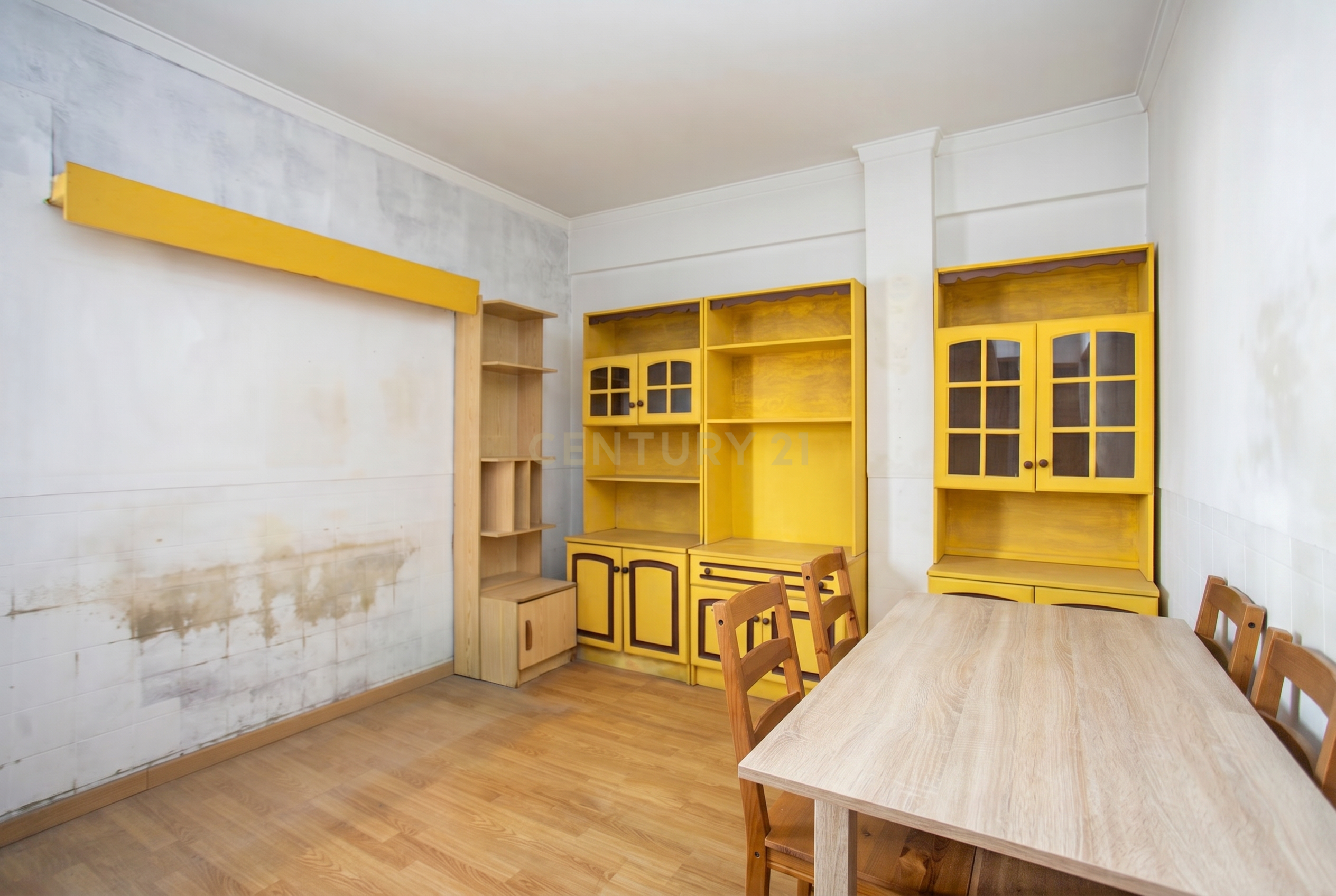 Fotografia 7 de T2 com Excelente Potencial de Investimento na Arrentela, Seixal