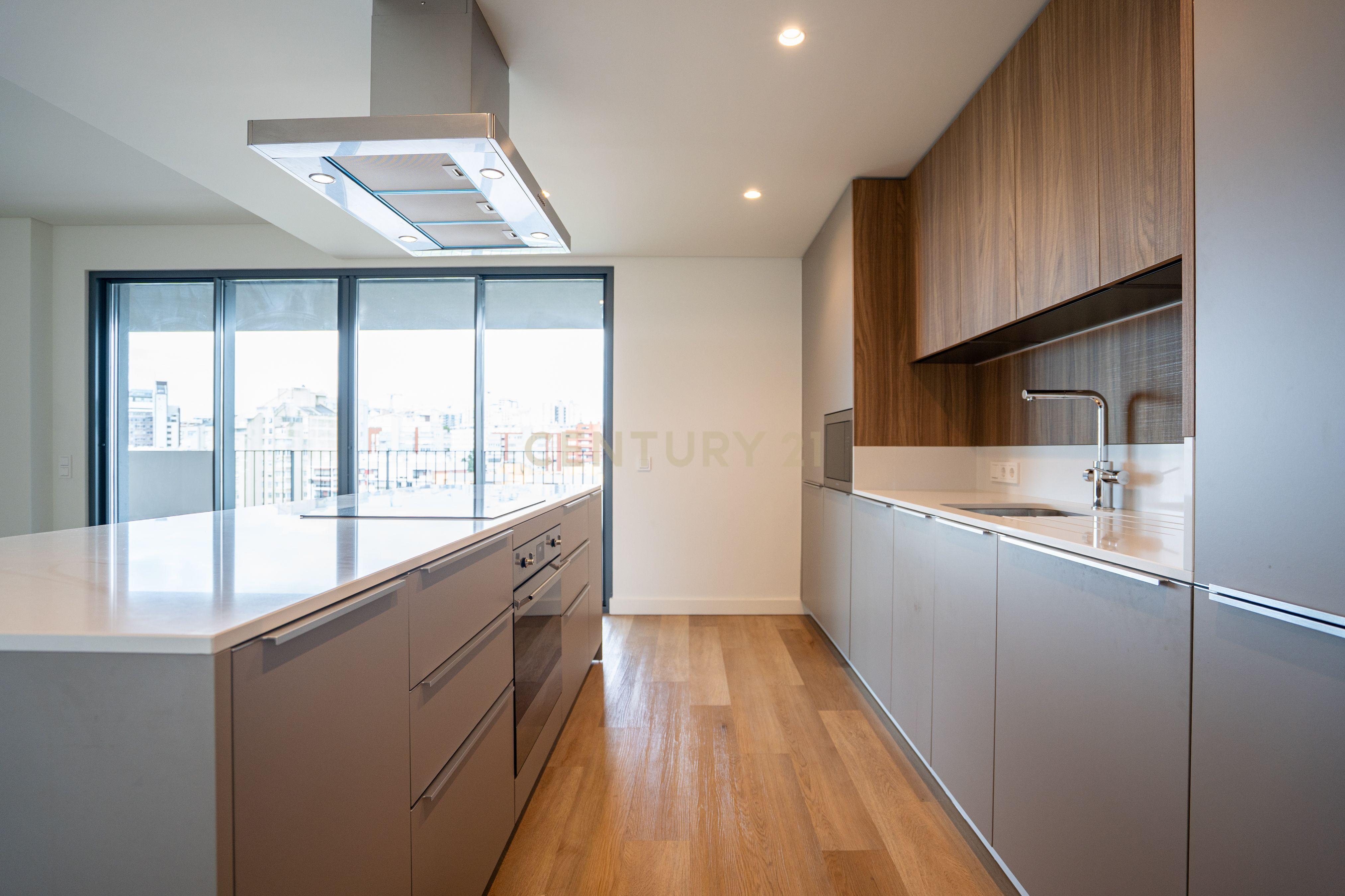 Fotografia 8 de Exclusivo T3 no Terraces Mirear com Varanda, Piscina, Ginásio e Sauna – Miraflores