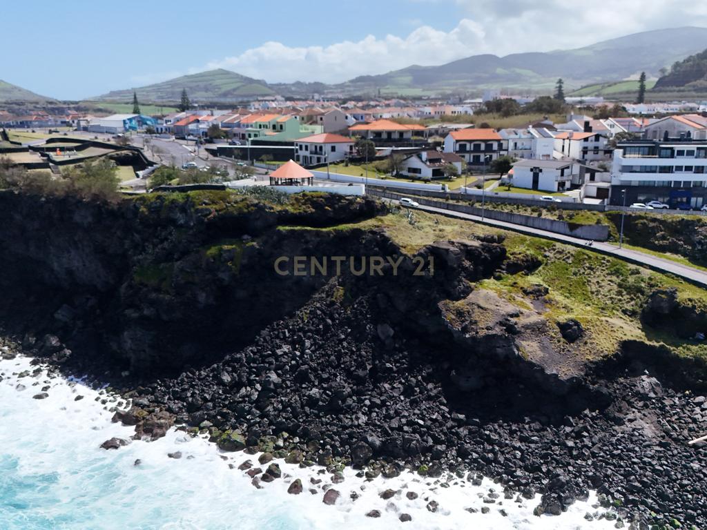 Moradia T3 com Vista Mar em Ribeira Grande, São Miguel - Image 32