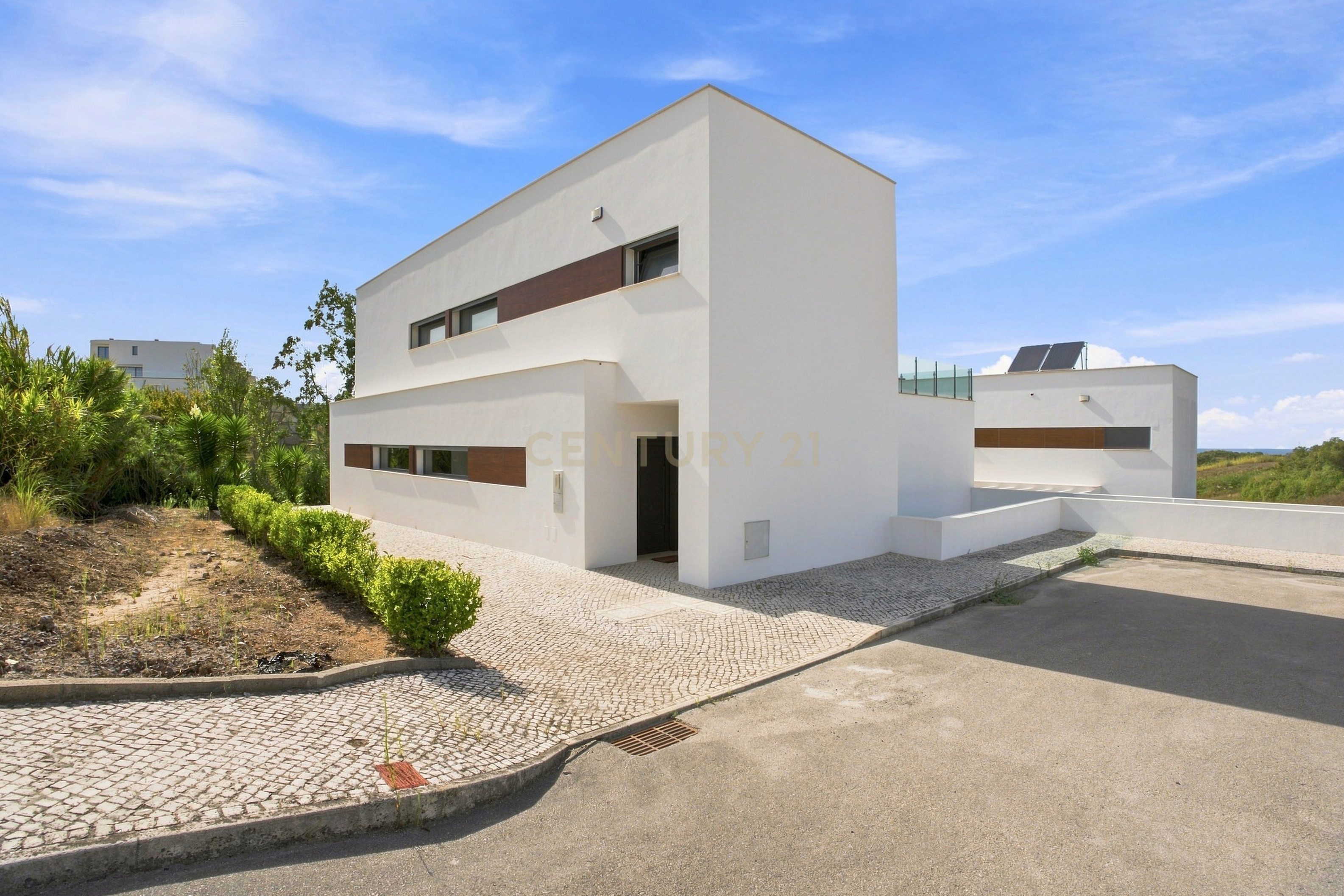 Fotografia 8 de Moradia T4 - Linha de Mar - Lourinhã