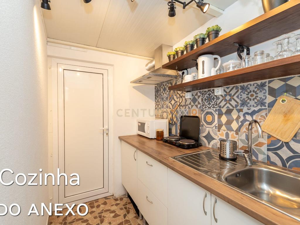 Moradia T2, com anexo (T1), na Costa da Caparica, totalmente remodelada! - Image 44
