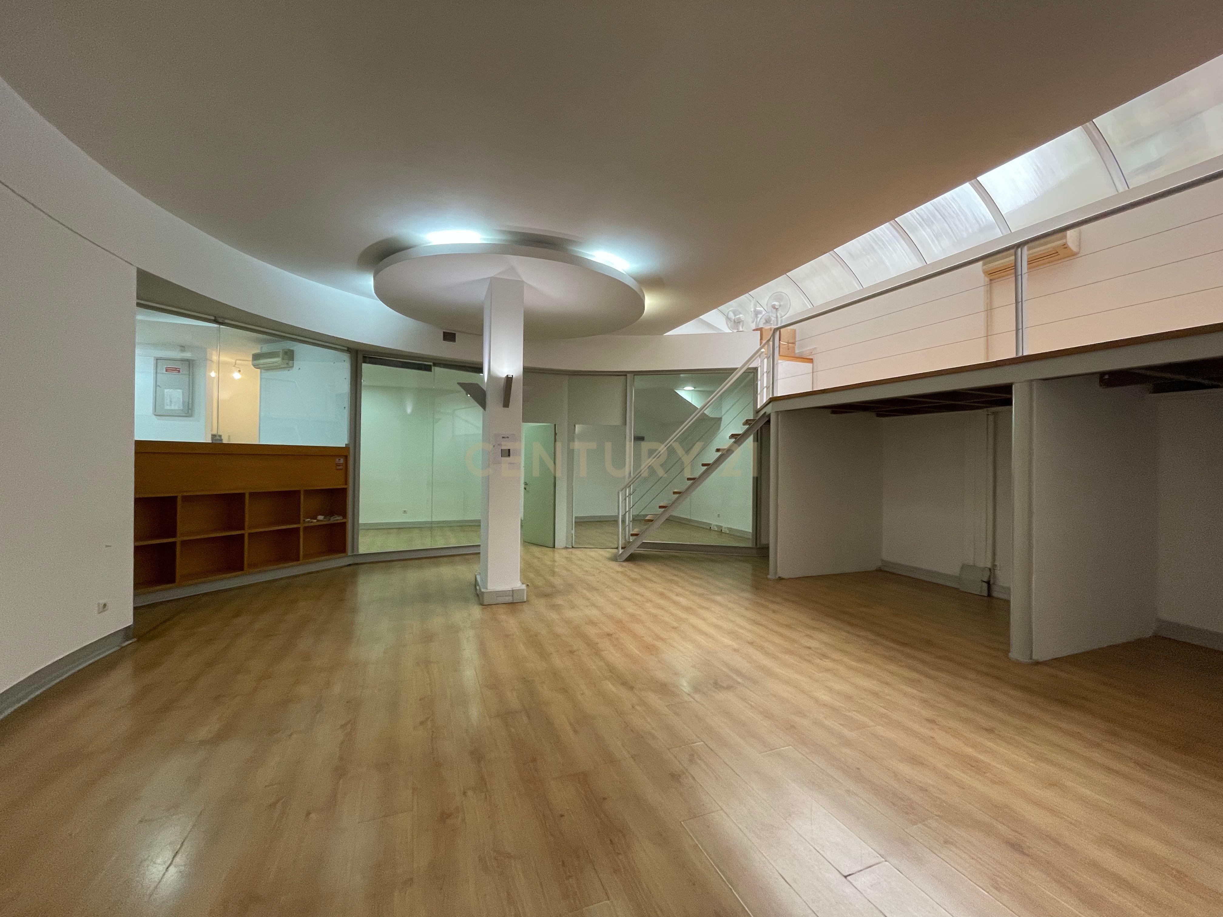 Escritório|133m²| junto ao Metro das Conchas