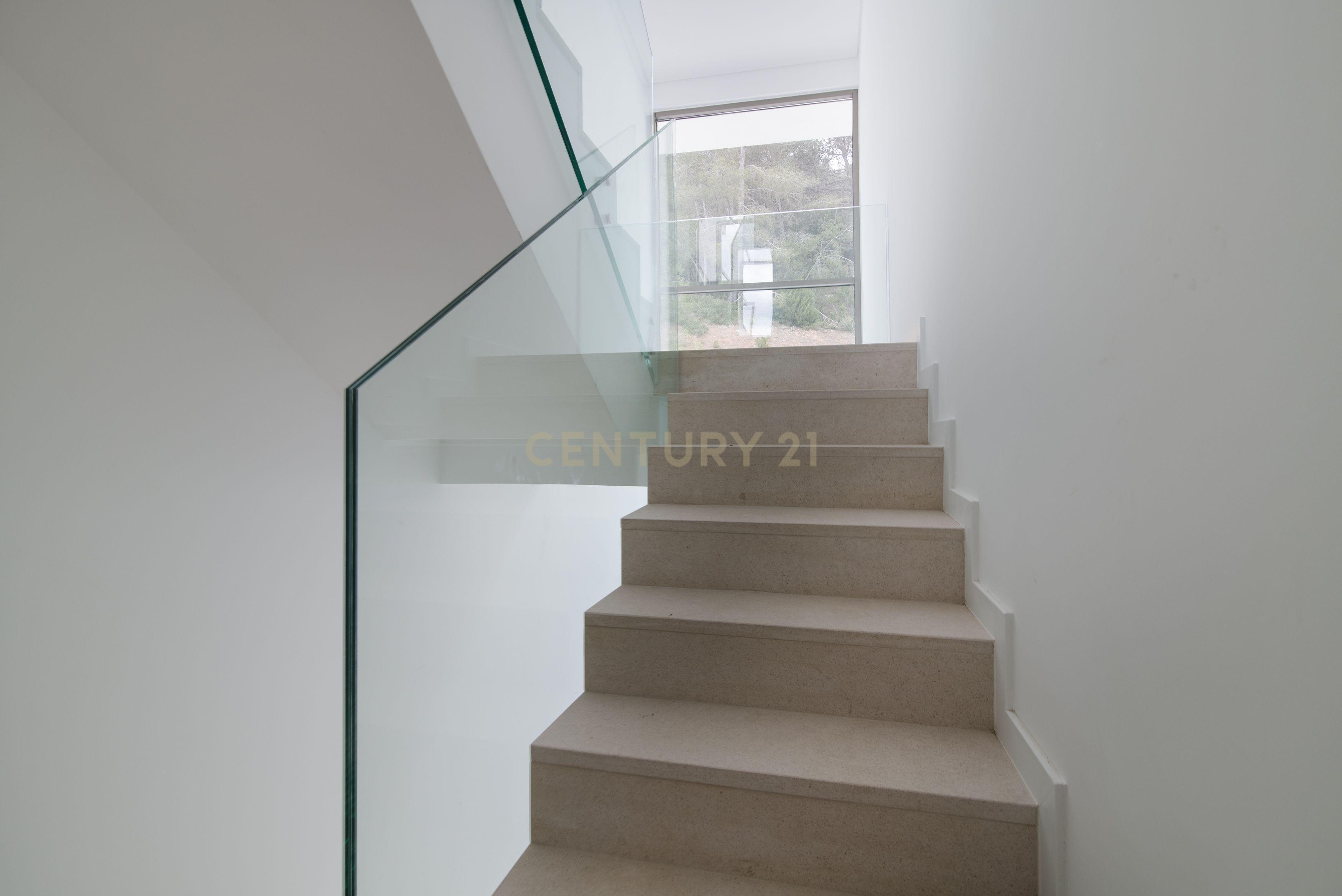 Condomínio Villas d’Ouro – Exclusividade e Conforto no Coração de Sesimbra - Image 8