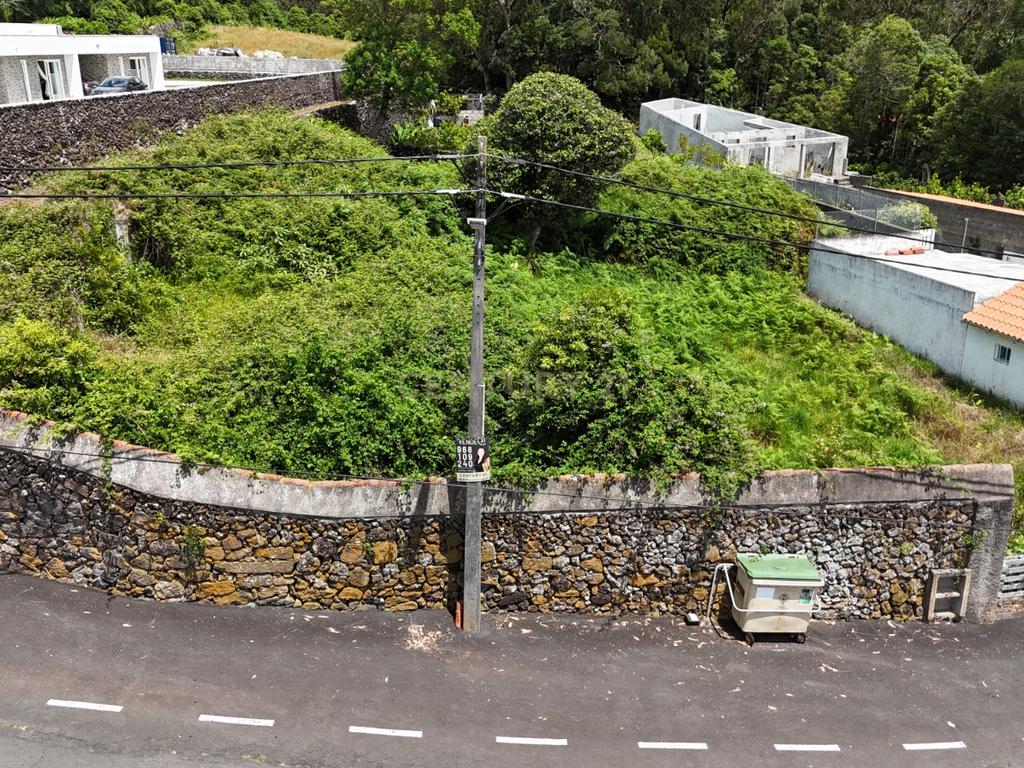 Terreno urbano em São Bartolomeu de Regatos, Angra do Heroísmo - Image 7