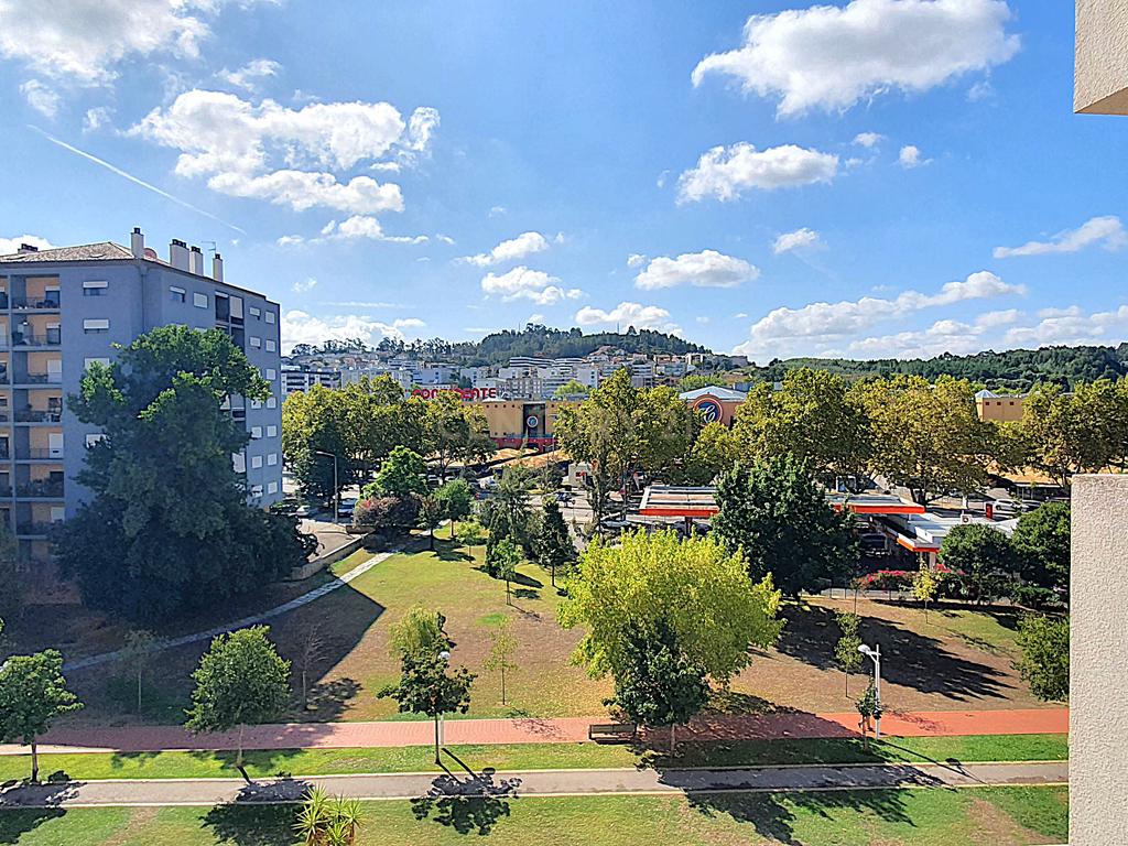 Apartamento T2 Centro da Cidade I  Garagem I Elevador - Image 16