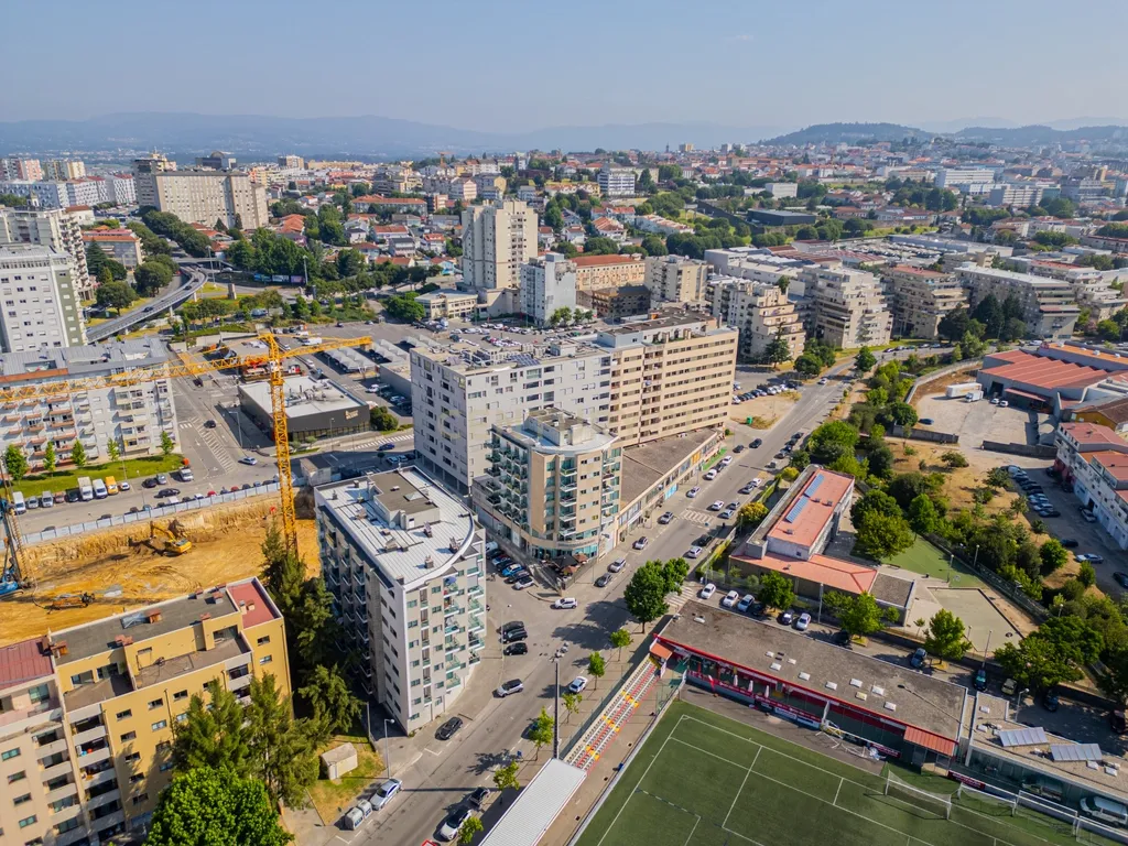 Apartamento T2 moderno em Braga - Image 29
