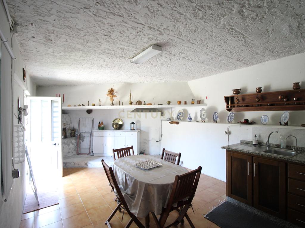 Moradia Bi-familiar em Lagares, Penafiel - Oportunidade Única! - Image 22