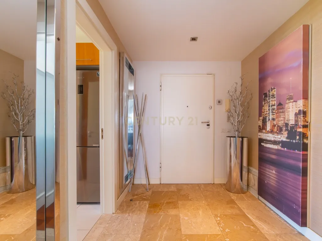 Apartamento T2 de Luxo Mobilado para arrendamento no Condomínio Pateo Central - Image 19
