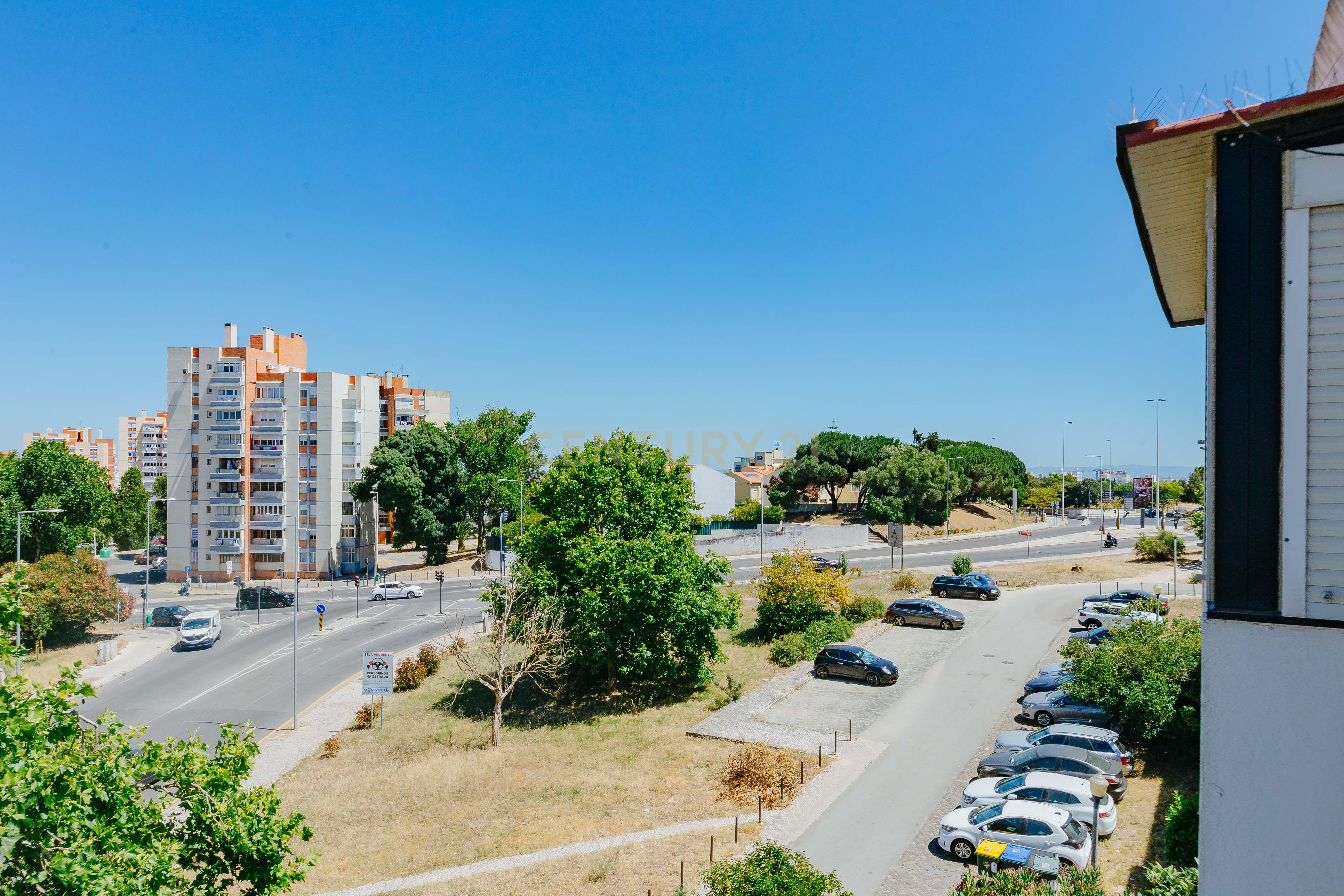 Fotografia 8 de Apartamento T2 com Varanda e Arrecadação nos Olivais Sul