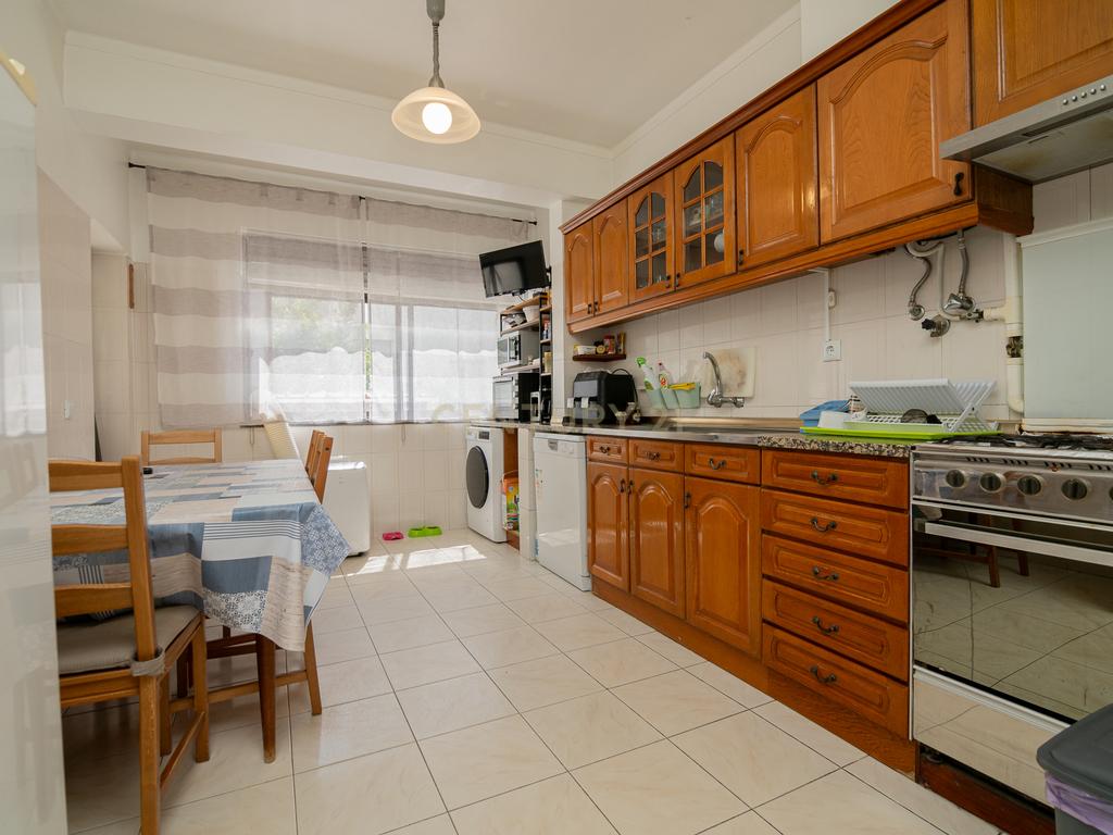 Apartamento T1 em Portimão - Oportunidade Única! - Image 12