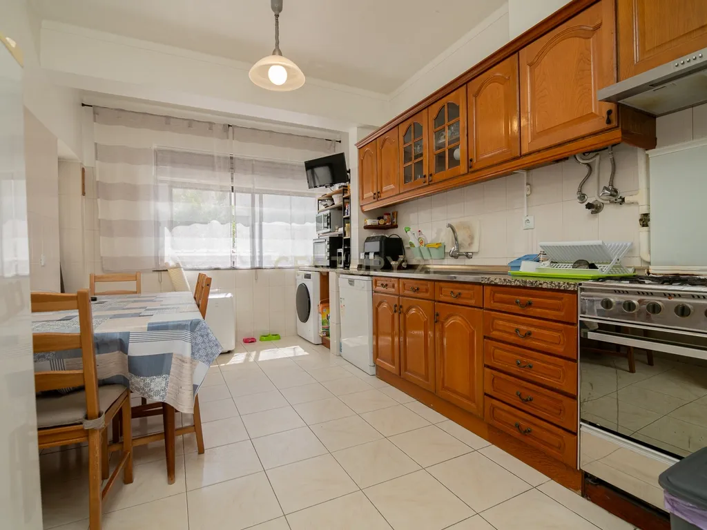 Apartamento T1 em Portimão - Oportunidade Única! - Image 12