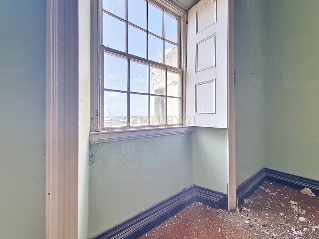 Duas Casas Antigas na Cidade da Ribeira Grande, Ilha de São Miguel - Oportunidade Única! - Image 15
