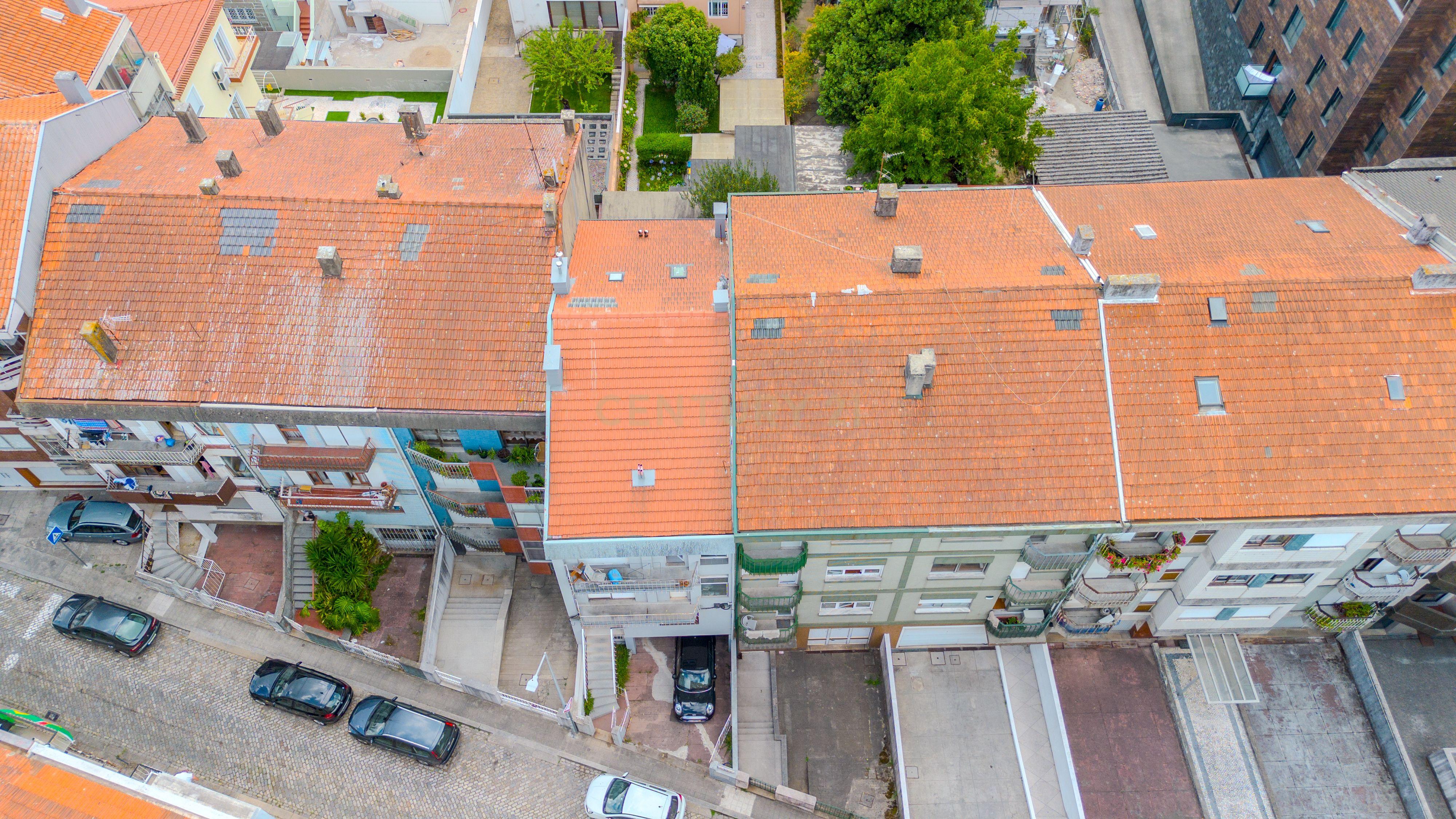 Fotografia 4 de Oportunidade de Investimento na zona de Costa Cabral / Paranhos, Rua da Cruz, Porto