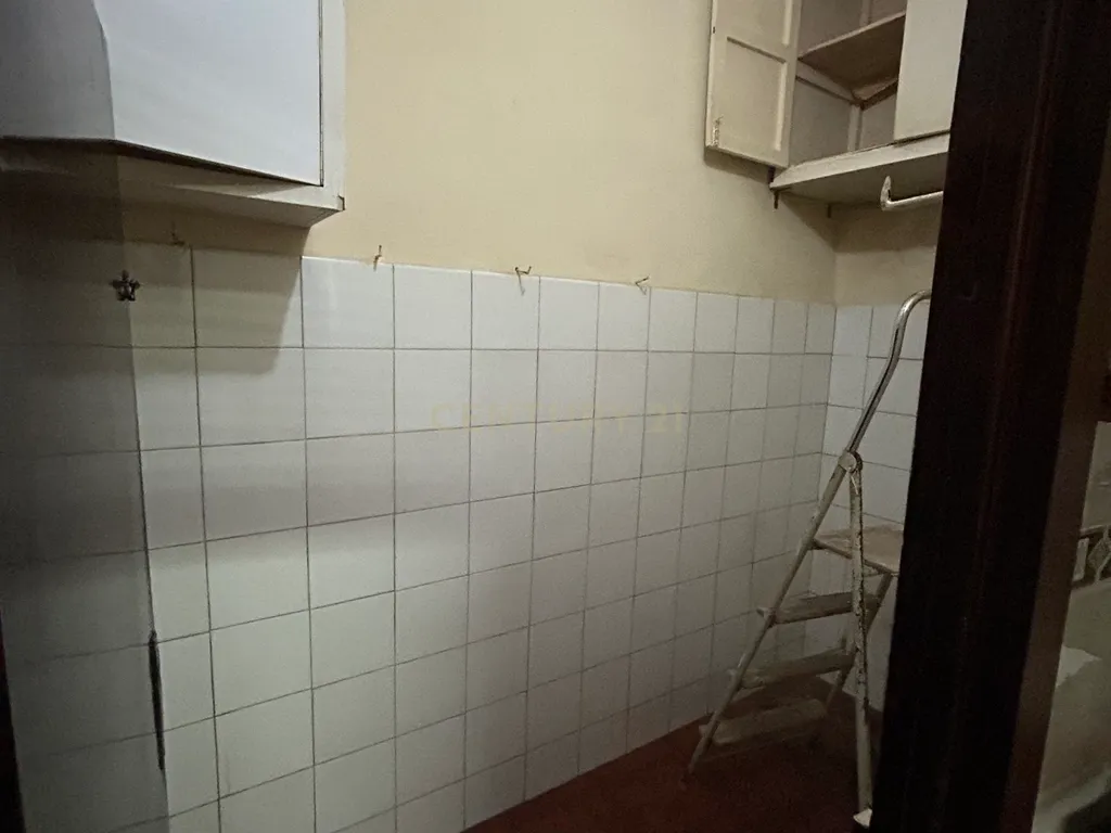 Edifício exclusivo com grande potencial numa das melhores zonas de Trujillo - Image 94