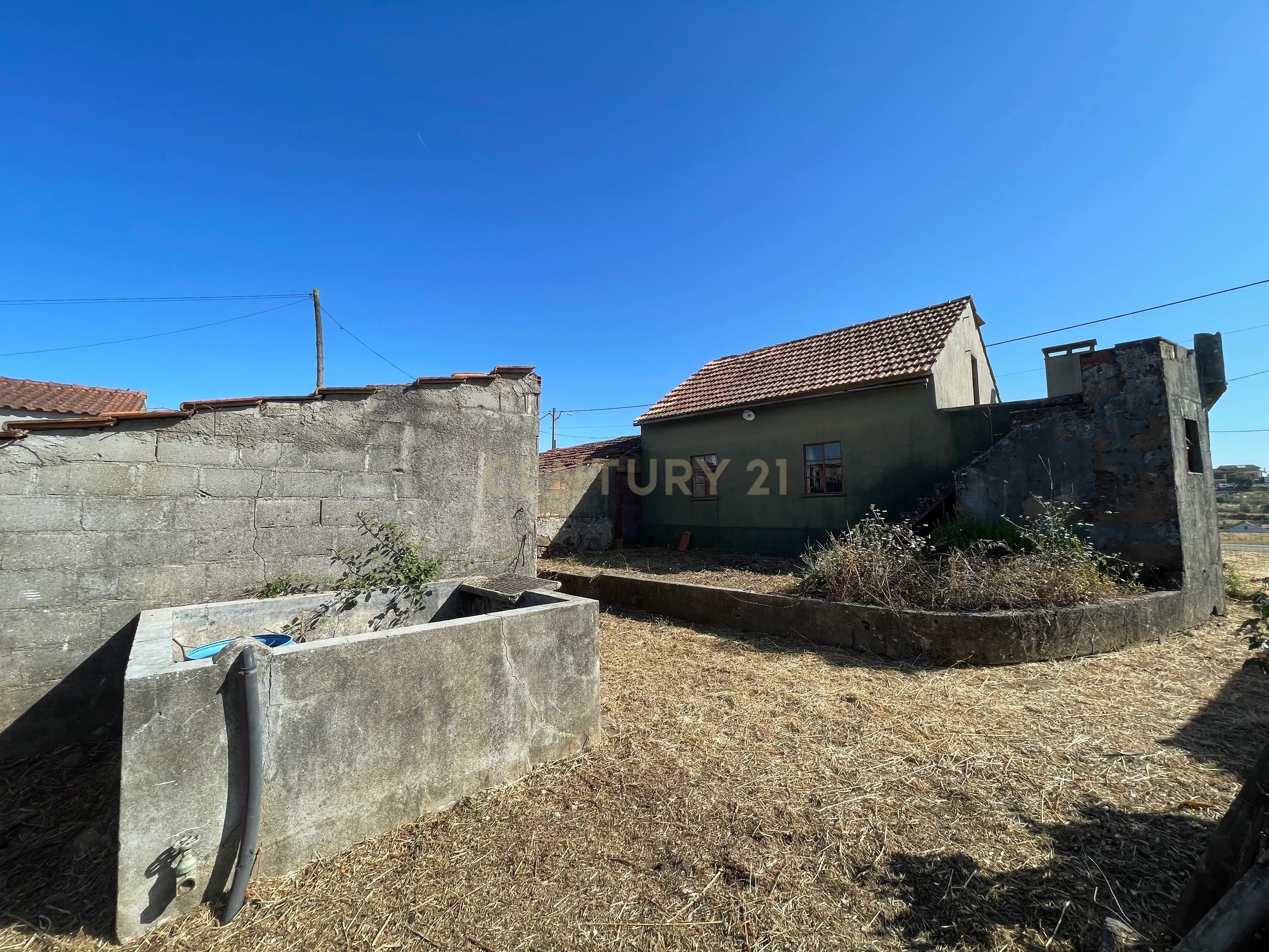 Fotografia 4 de Casa para Recuperar em Beco, Ferreira do Zêzere