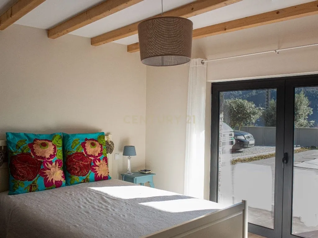 Moradia Térrea com Piscina | Braga - Gerês - Image 17