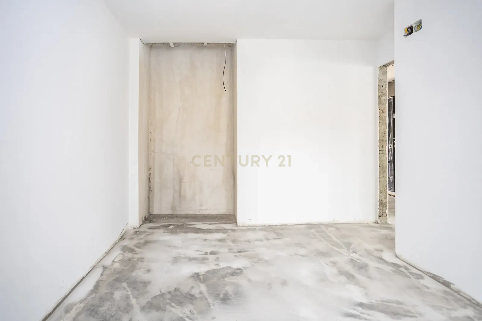 Fotografia 7 de Moradia T4 de Arquitetura Contemporânea com Piscina na Aroeira