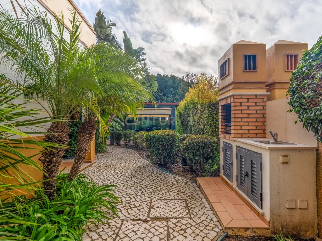 Moradia Unifamiliar de Prestígio | Quinta dos Álamos I Guia – Albufeira | T5 | Piscina | Jardim - Image 35