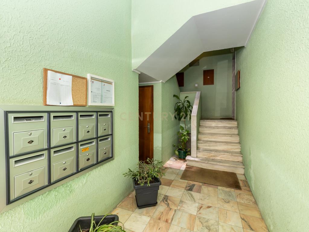 Apartamento T2 no Feijó totalmente remodelado - Image 25