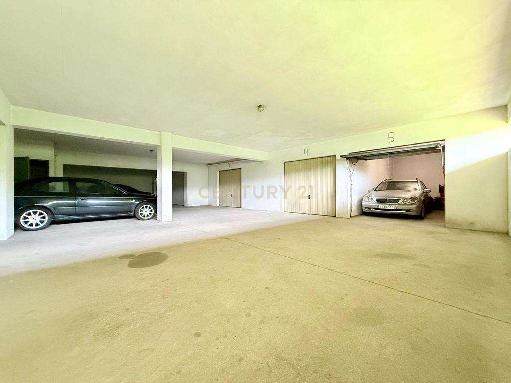 Apartamento T3 Póvoa de Lanhoso. - Image 33
