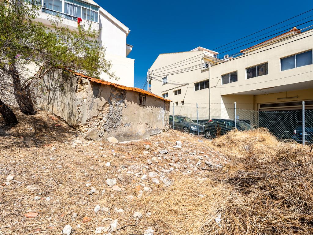 **ESPECTACULAR TERRENO EM LOURES** - Image 14