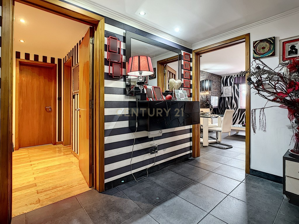 🏡 Apartamento T3 com Suíte e Ar Condicionado – Condomínio Privado Paim - Image 3