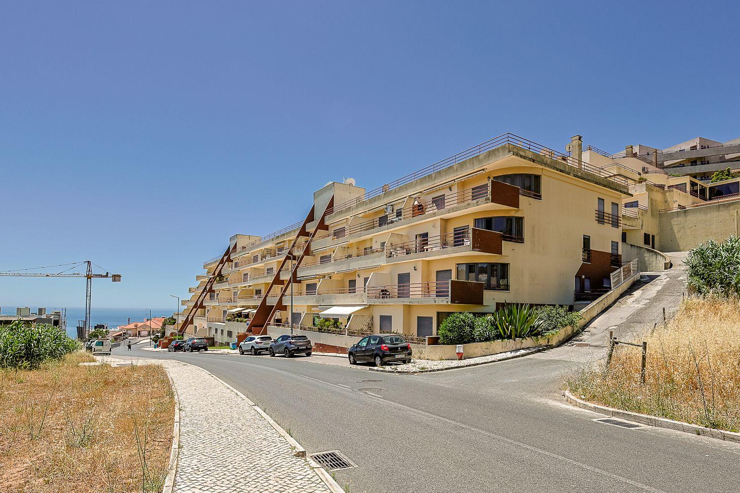 Fotografia 3 de Apartamento T1 com Vista Mar em Sesimbra, Setúbal