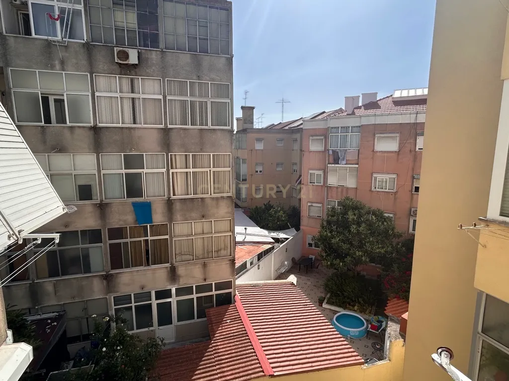 Apartamento T3 para Arrendamento em Moscavide | 3.º Andar sem Elevador - Image 16