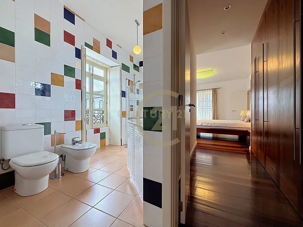 Luxuosa Moradia com Vista Mar em Angra do Heroísmo - Image 44
