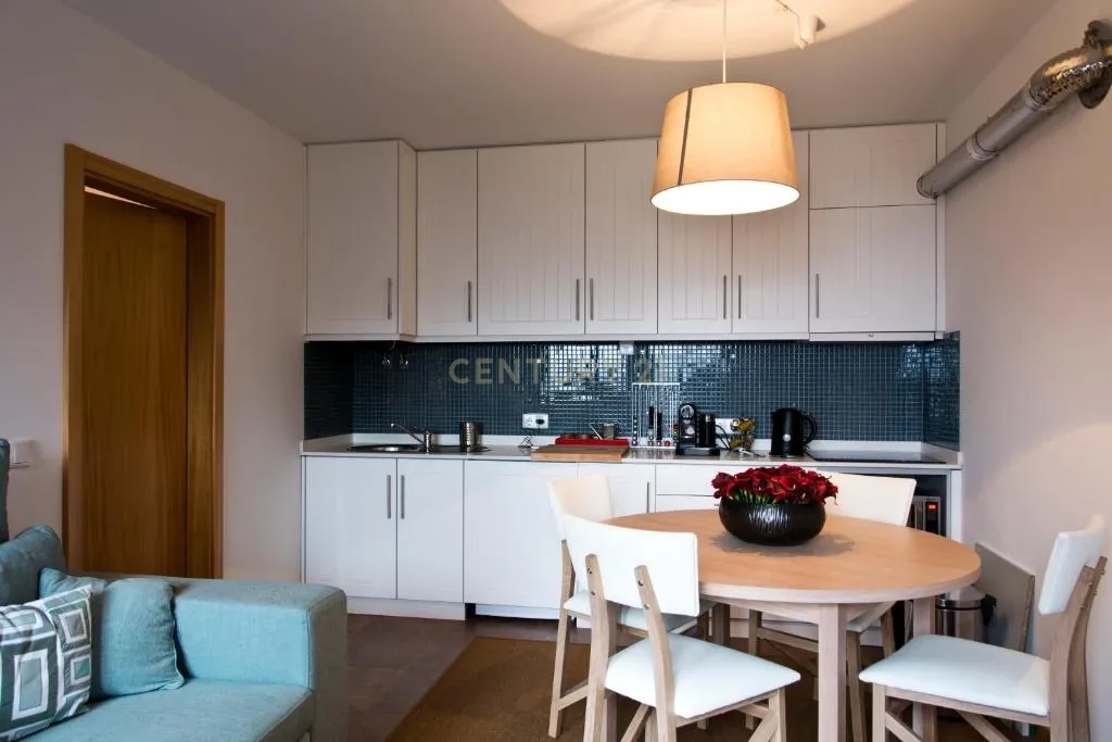 Magnífica Propriedade com 3 Apartamentos no Gerês ,Vista Rio - Image 9